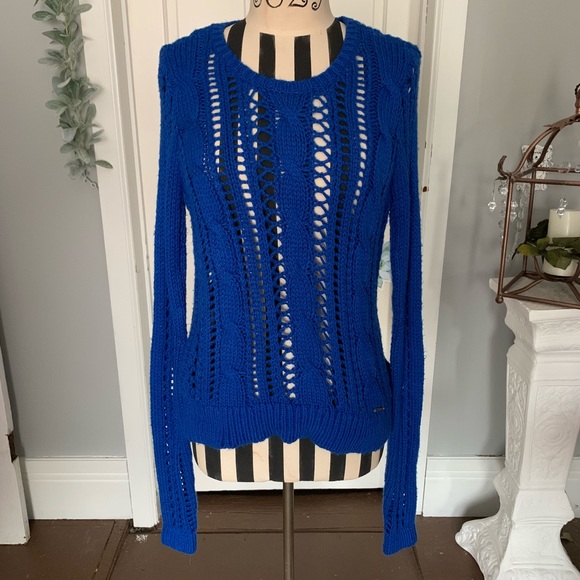 Abercrombie & Fitch Sweaters - Abercrombie and Fitch sweater